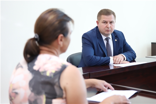 Вице-премьер Правительства Чувашии – министр здравоохранения Владимир Степанов провел приём граждан по личным вопросам