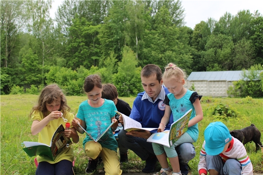 В Детско-юношеской библиотеке продолжается цикл мероприятий «Книжка открывается, чудо начинается»