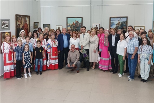 В Центре современного искусства открылась выставка Евгения Емельянова "На своей земле"