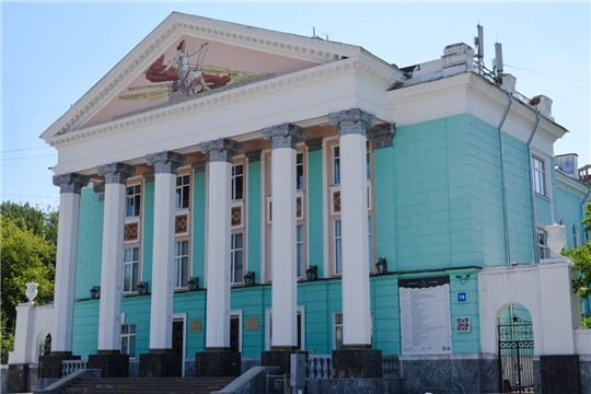 Русский драматический театр приглашает на праздничную программу