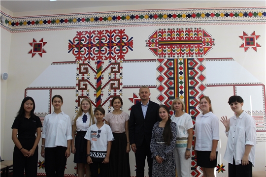 Георгий Богуславский встретился с участниками делегации Детского культурного форума