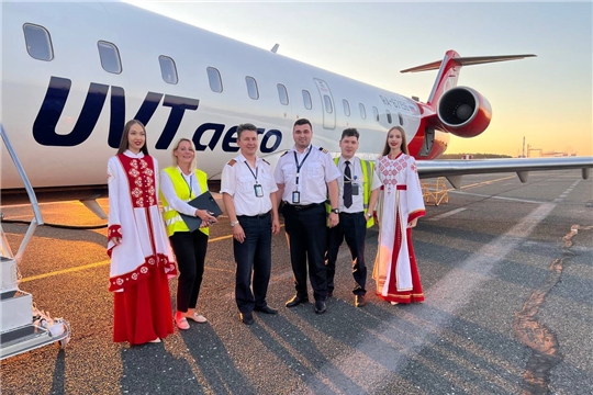 Авиакомпания «ЮВТ АЭРО» совершила первый рейс Сургут-Чебоксары