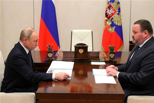 Рабочая встреча Президента России Владимира Путина с Министром Антоном Котяковым