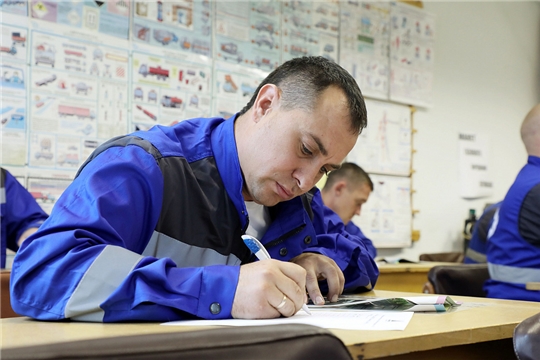 Работники КАВАЗ проходят обучение по востребованным профессиям