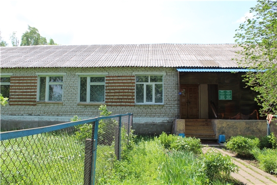 Национальный проект "Здравоохранение" в Моргаушском районе:в  селе Ярабайкасы продолжается  капитальный ремонт врачебной амбулатории