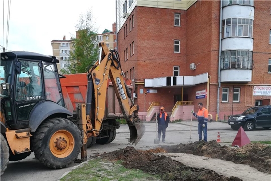 Сезон ремонтно-строительных работ начался: в Чебоксарах благоустраивают дворовые территории