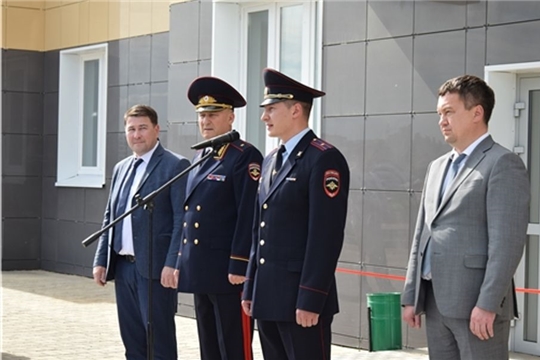 В микрорайоне «Радужный» открылся первый участковый пункт полиции