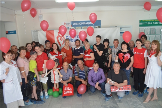Во Всемирный день донора крови чествовали Почетных доноров России