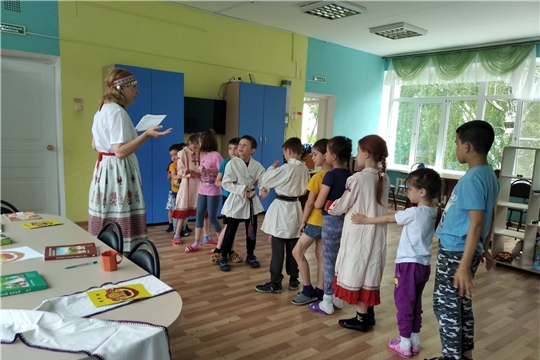 В преддверии Дня Республики детей знакомят с национальными традициями и обычаями
