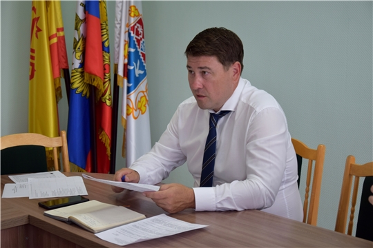 О задолженности перед ресурсоснабжающими организациями – с руководителями управляющих компаний