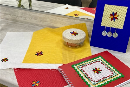 Летние каникулы – с чувашской национальной вышивкой