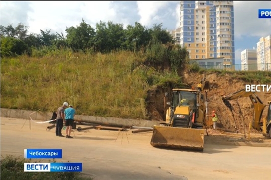 В Чебоксарах в микрорайоне "Радужный" начали укреплять склон возле детсада