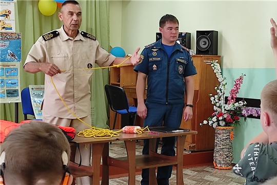 В оздоровительном лагере Новочебоксарского реабилитационного центра состоялась встреча с Юрием Леонидовичем Каргиным.
