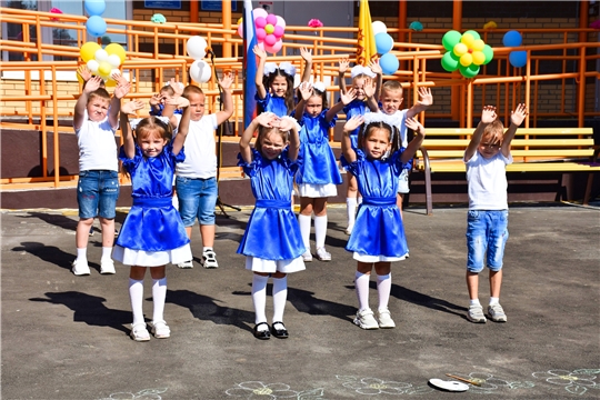 В Чувашии в Аликовском районе состоялось торжественное открытие детского сада «Çăлкуç»