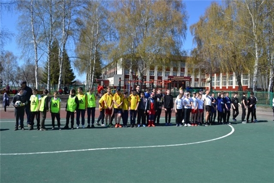 Районные соревнования школьников по мини - футболу «Кожаный мяч»