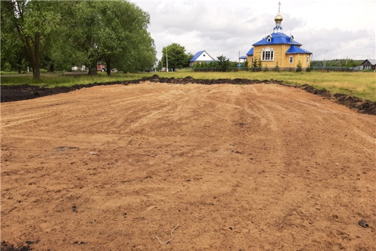 В рамках инициативного бюджетирования в деревне Новые Чукалы Шемуршинского района начались работы по созданию хоккейной коробки