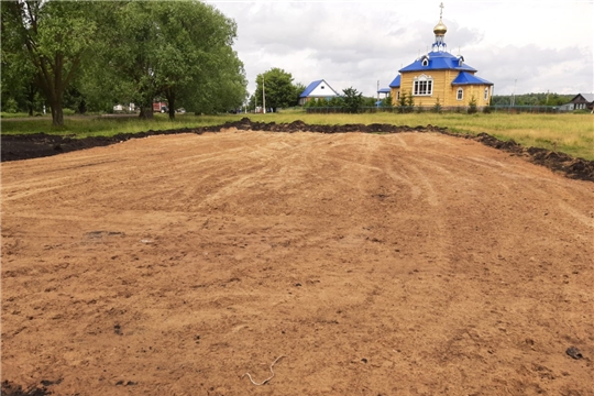 В  рамках инициативного бюджетирования в деревне Новые Чукалы Шемуршинского района начались  работы по созданию  хоккейной коробки