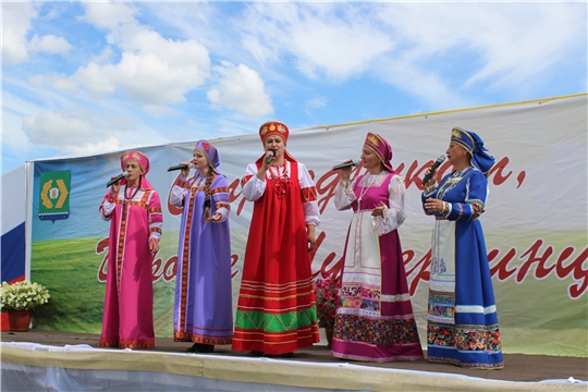 Жители деревни Шумерля с размахом отметили День деревни