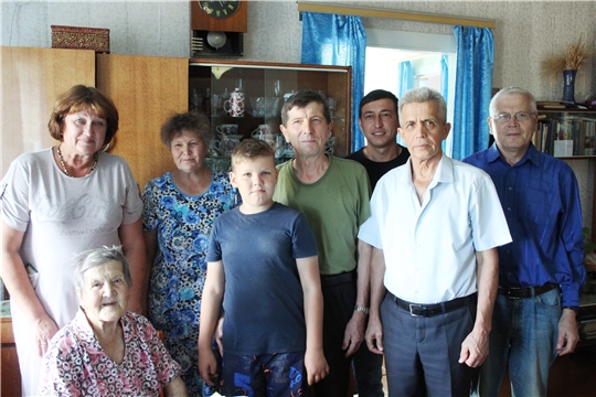 С 90-летним юбилеем поздравили Трофимову Галину Егоровну