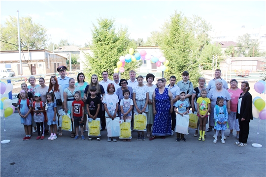 В Шумерлинском комплексном центре социального обслуживания населения прошла акция "Помоги собраться в школу"