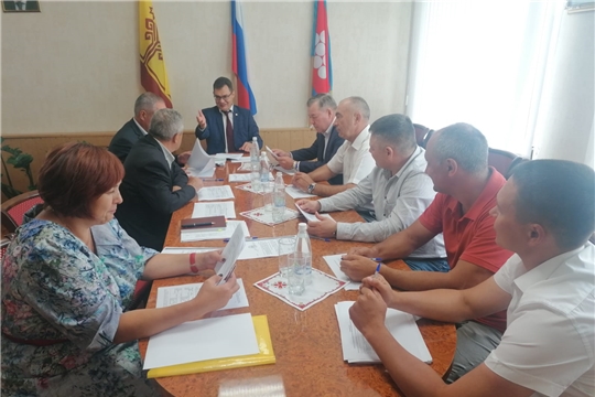 Главу администрации Ядринского района выбрали на очередном заседании Ядринского районного Собрания депутатов.