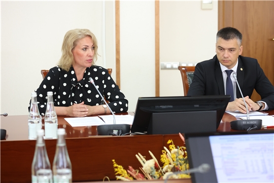 На еженедельном совещании у Главы Чувашской Республики обсудили вопрос об изменении размера вносимой гражданами платы за коммунальные услуги во втором полугодии 2022 года
