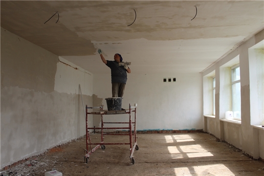 Радуют темпы проведения ремонта в Челкасинской школе