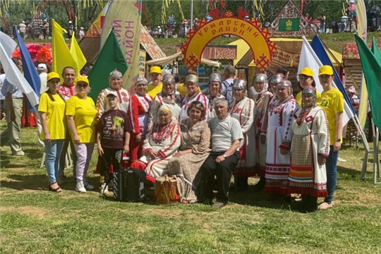 Работники культуры достойно представили подворье Урмарского района на Дне Республике