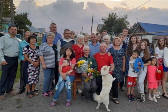 Ветеран труда, уважаемый житель д. Малые Чаки Г.А. Александров отметил 90-летний юбилей