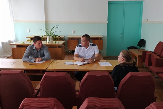 Прокурором Ядринского района осуществлен прием граждан в Иваньковском сельском поселении