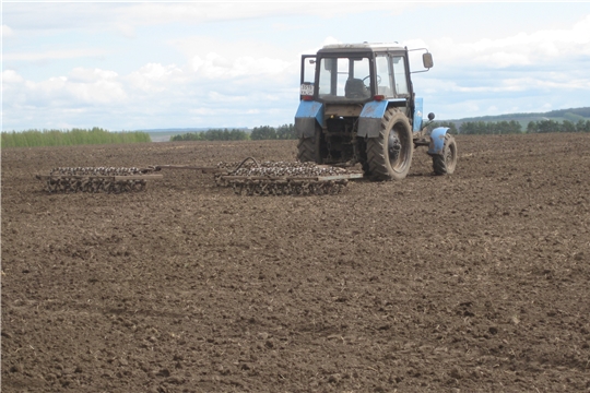 О ходе весенних полевых работ в сельскохозяйственных предприятиях Янтиковского района