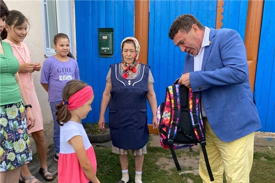 Юрий Зорин присоединился к акции «Собери ребенка в школу»