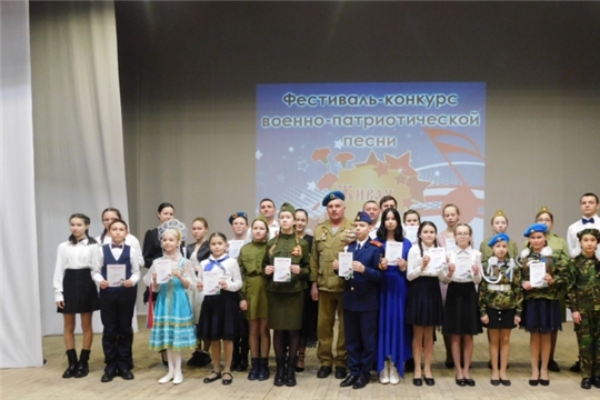 Районном Доме культуры прошел фестиваль-конкурс военно-патриотической песни «Живая память»