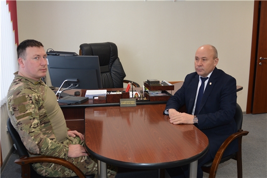 Глава Батыревского муниципального округа встретился с участником специальной военной операции