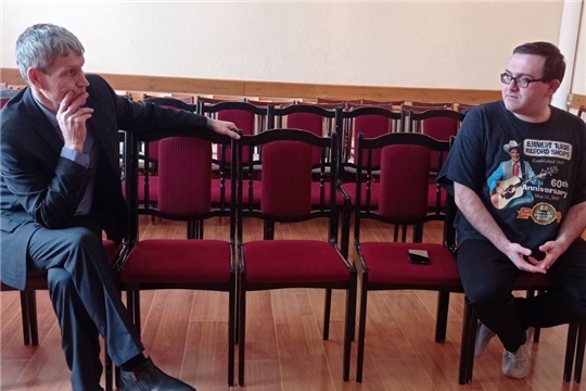 В Чебоксарском районе более 300 переселенцев с Донбасса получили консультации о сервисах центра занятости по подбору работы