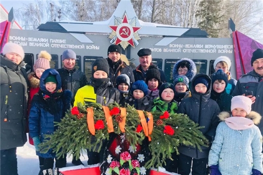 Возложение памятного венка в с.Туваны