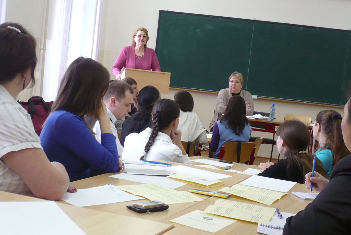 11:55 Молодые ученые педагогического университета приняли участие в работе круглого стола