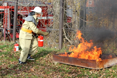 14:02 В Чебоксарах впервые прошли соревнования студенческих пожарных дружин