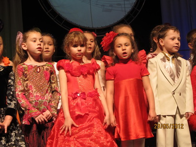 В преддверии Международного дня защиты  детей состоялся благотворительный концерт «Радуга добра»