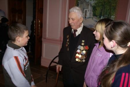 Юные защитники Отечества встретились с ветеранами Великой Отечественной войны