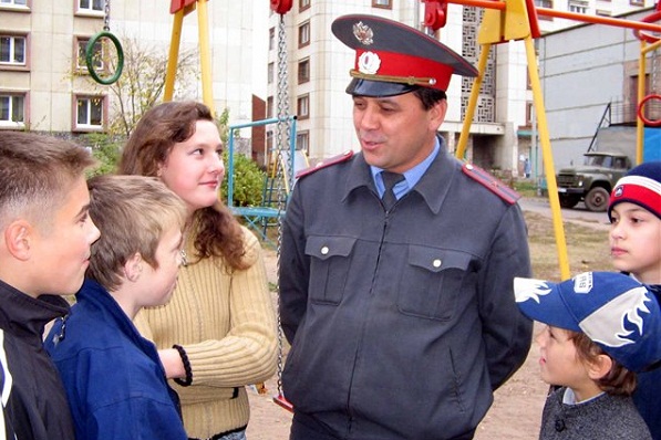 13:33 В образовательных учреждениях Ленинского района г.Чебоксары проходят встречи с представителями правоохранительных органов в рамках операции «Полиция и дети»