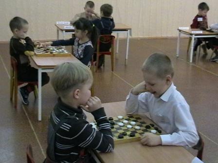 Юные  шашисты  - на пьедестале районных соревнований