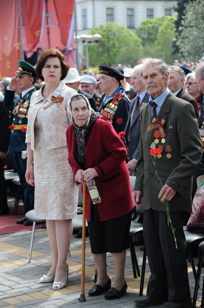 Почетными участниками праздничных мероприятий в честь 67-летия Победы стали ветераны войны и вдовы погибших инвалидов и участников Великой Отечественной войны