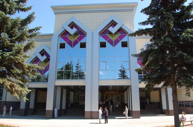 14:00 Сегодня состоится открытие Национальной библиотеки Чувашской Республики после реконструкции