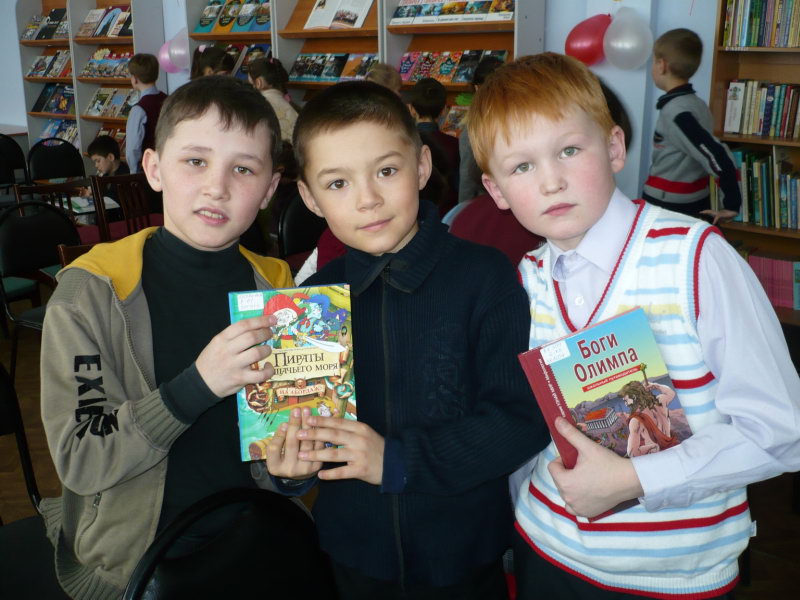 Праздник открытия Недели детской и юношеской книги «Читать, чтобы сделать мир лучше» в Чувашской республиканской детско-юношеской библиотеке