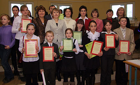 08:12 Дипломы и памятные подарки для  победителей  и призеров  конкурсов и олимпиад по  чувашскому  языку