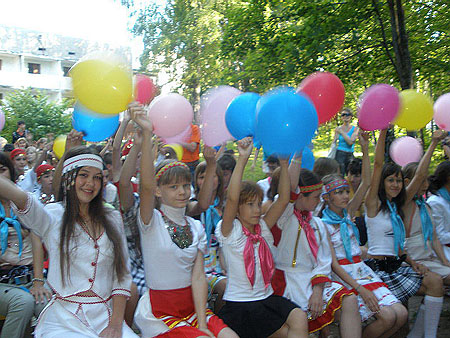 09:28 Сегодня  торжественное закрытие смены летнего лагеря с этнокультурной программой «Эткер» для детей чувашской диаспоры