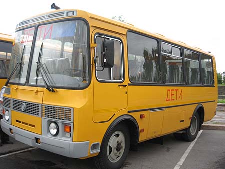 16:13 Школы республики получили 10 школьных автобусов
