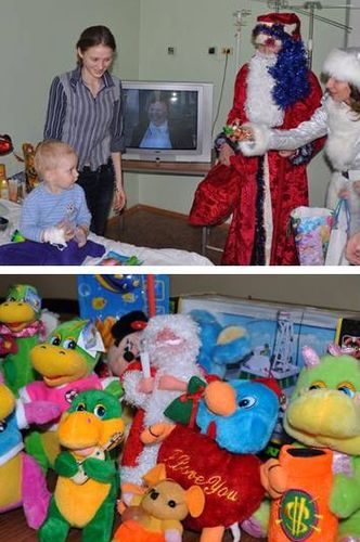 Волонтеры – студенты   ЧГУ  им. И.Н. Ульянова поздравили  детей,  находящихся на лечении в Республиканской детской клинической  больнице