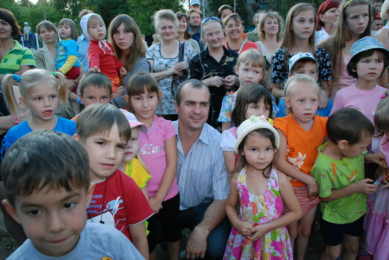 Праздник нашего двора накануне Дня города